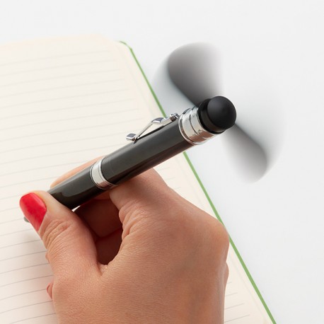 Psací pero s větrákem